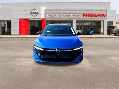 New 2026 Nissan Sentra SR w/ Floor Mat Package image 8