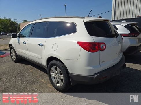 Used 2012 Chevrolet Traverse LT image 4