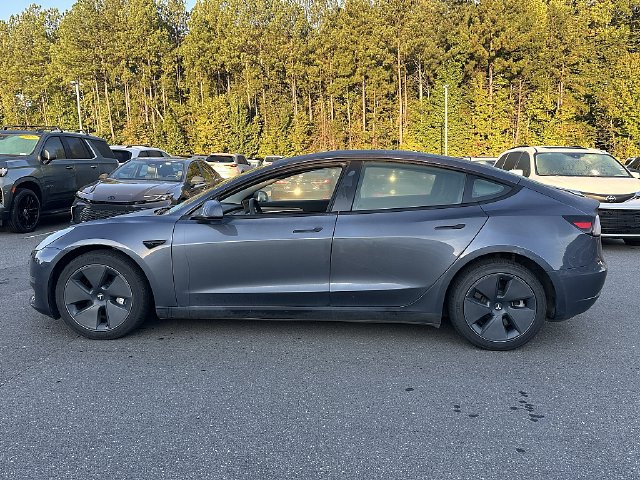 Used 2023 Tesla Model 3 Standard Range RWD image 4