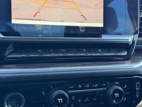 Used 2024 Chevrolet Silverado 1500 LT image 25