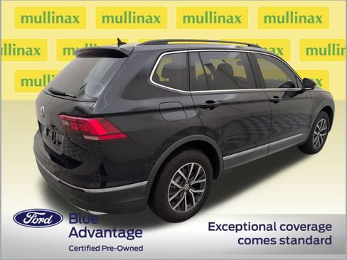 Used 2020 Volkswagen Tiguan SE w/ Panoramic Sunroof Package image 4