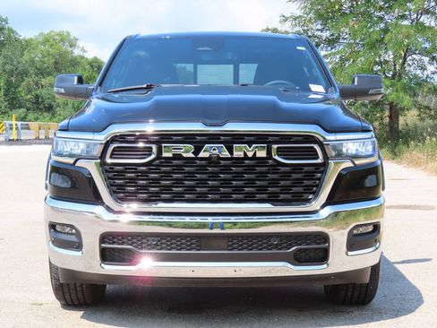 Used 2025 RAM 1500 Big Horn AWD/4WD image 17
