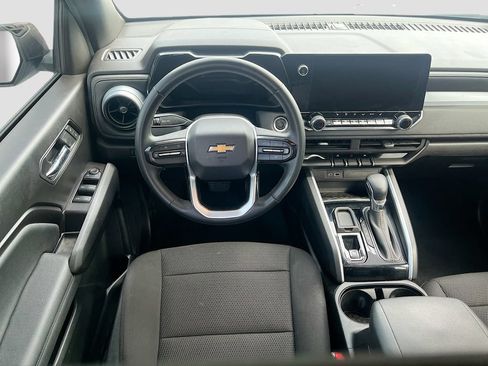 Used 2025 Chevrolet Colorado LT RWD image 25