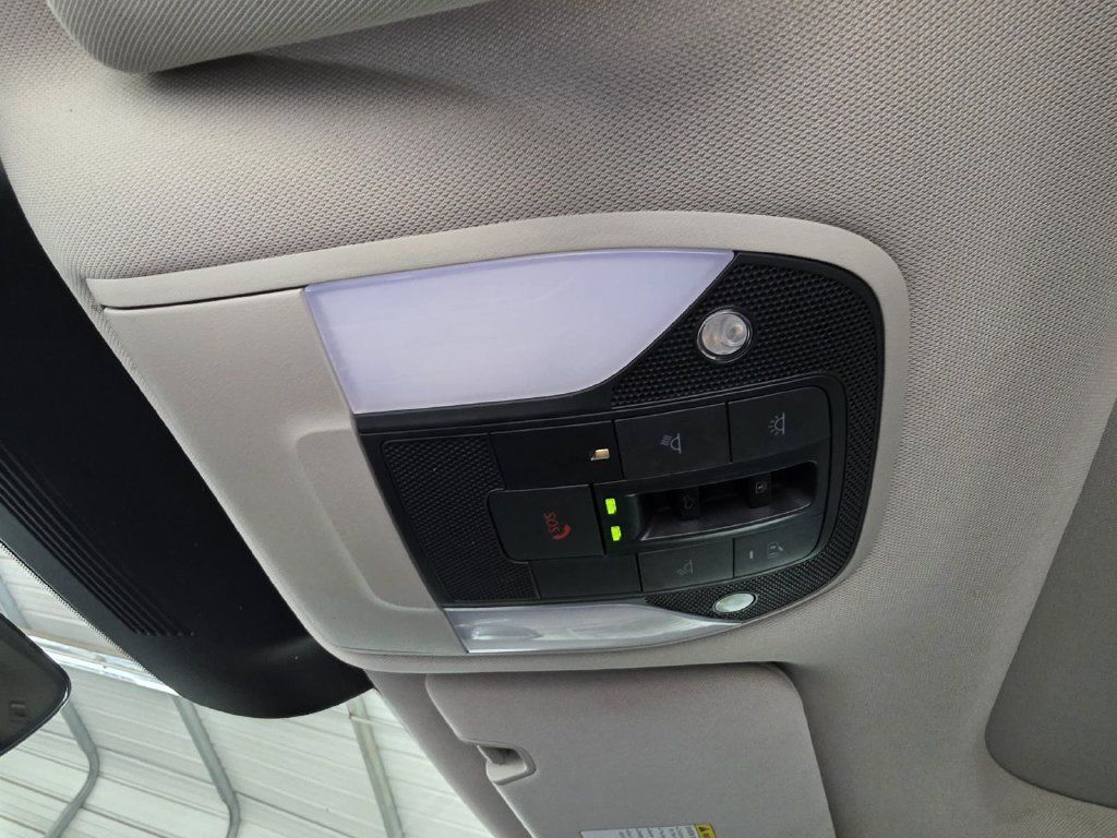 Used 2023 INFINITI QX60 Luxe w/ Cargo Package FWD image 29