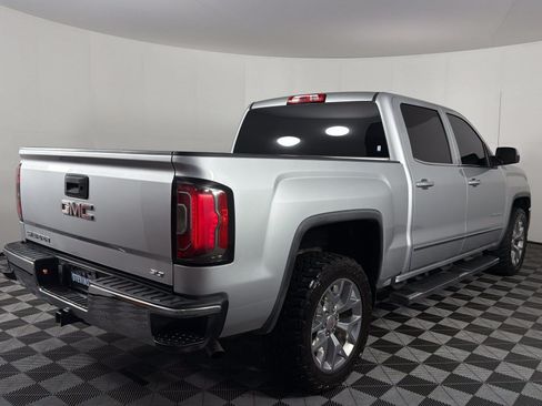 Used 2018 GMC Sierra 1500 SLT w/ SLT Premium Package AWD/4WD image 29