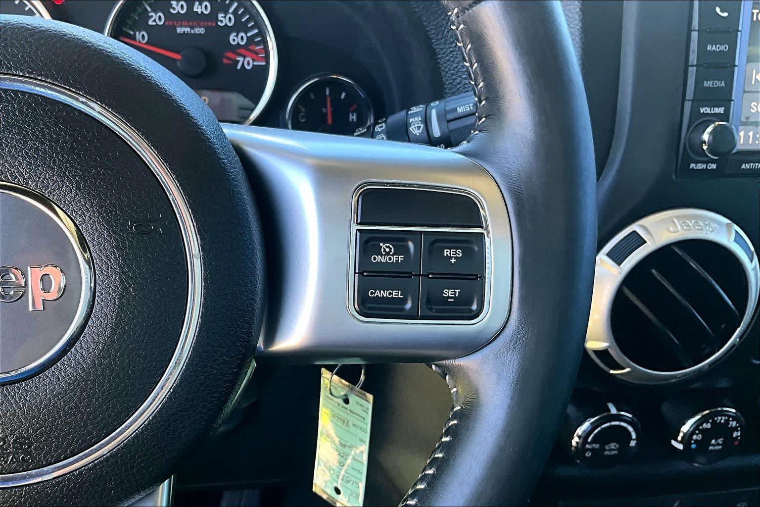 Used 2016 Jeep Wrangler Unlimited Rubicon AWD/4WD image 21