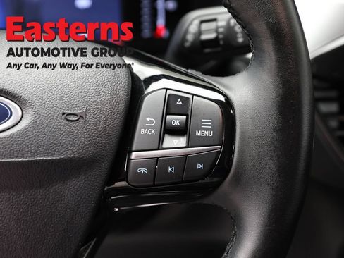 Used 2024 Ford Escape Active AWD/4WD image 15