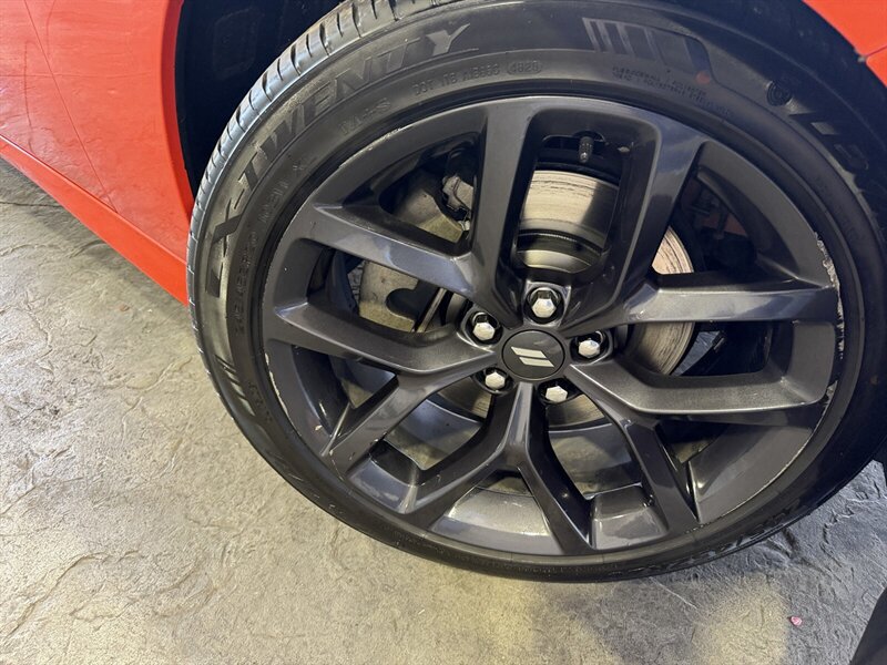 Used 2021 Dodge Charger R/T w/ Plus Group RWD image 11