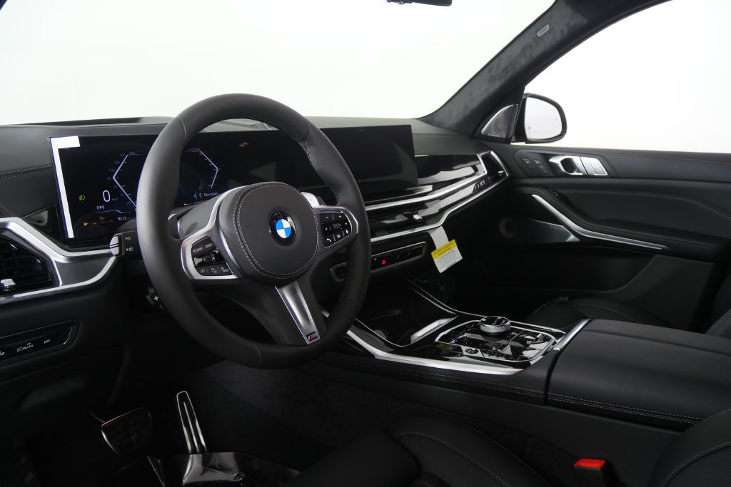 Used 2027 BMW X7 xDrive40i w/ Executive Package AWD/4WD image 13