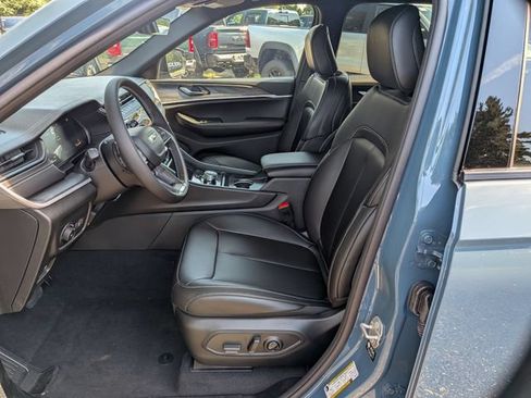 New 2026 Jeep Grand Cherokee Limited AWD/4WD image 6