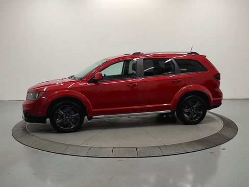 Used 2019 Dodge Journey Crossroad FWD image 5