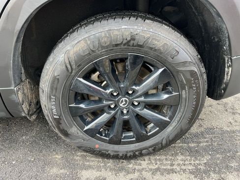 Used 2025 MAZDA CX-50 AWD 2.5 S w/ Premium Package image 32