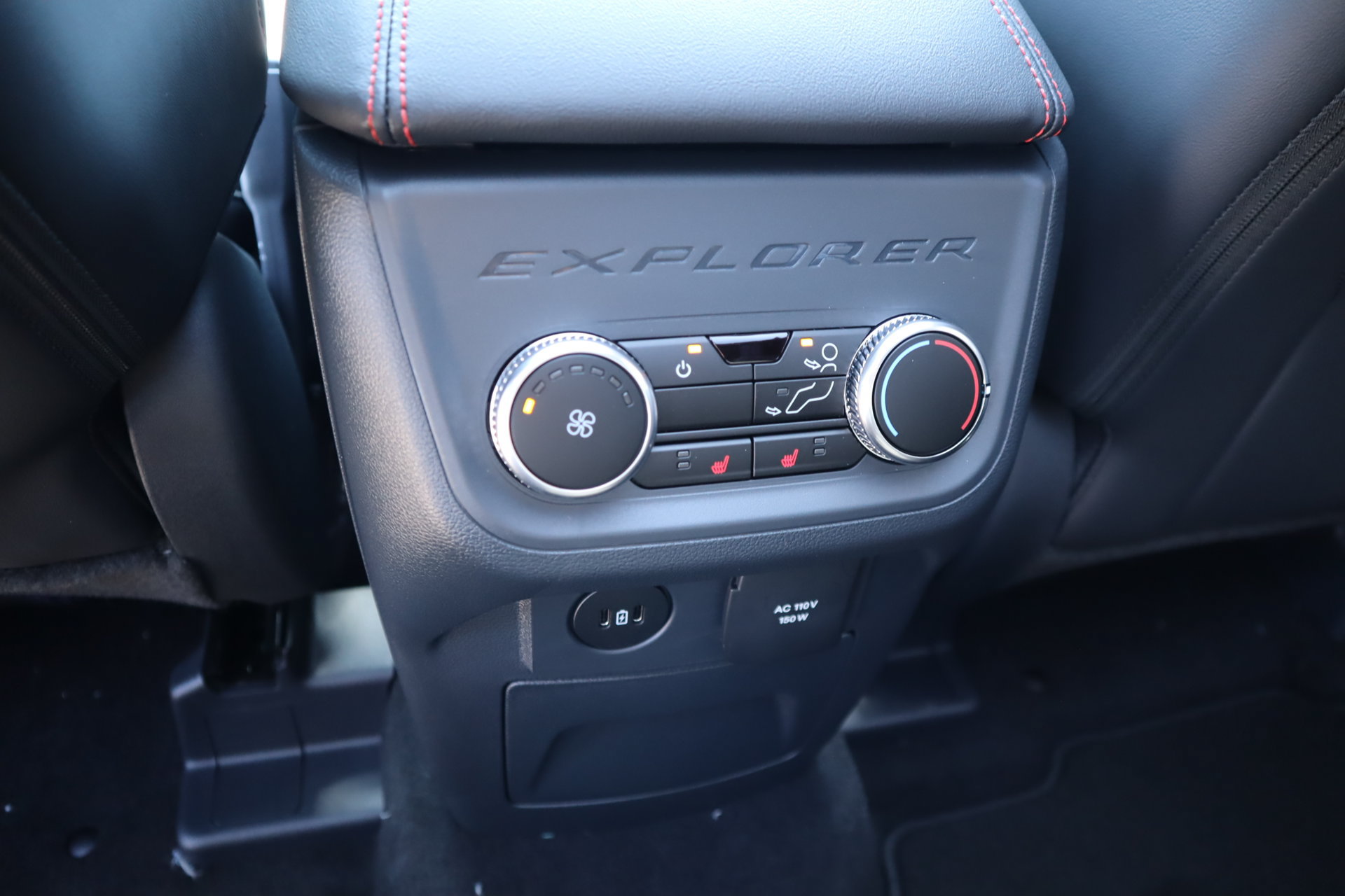 New 2026 Ford Explorer ST-Line w/ ST-Line Street Pack AWD/4WD image 18