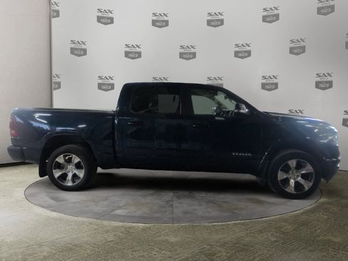 Used 2019 RAM 1500 Laramie AWD/4WD image 6
