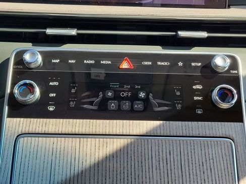 New 2026 Genesis GV80 3.5T Advanced image 25