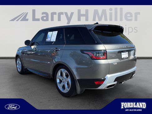 Used 2018 Land Rover Range Rover Sport HSE AWD/4WD image 3