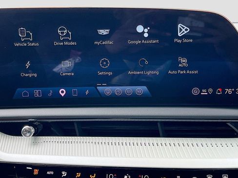 New 2026 Cadillac Optiq Sport 1 w/ LPO, Floor Liner Package AWD/4WD image 25