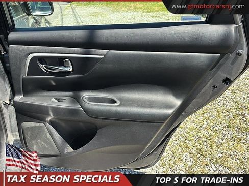 Used 2016 Nissan Altima 2.5 SR FWD image 35