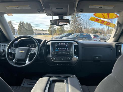 Used 2017 Chevrolet Silverado 1500 LT w/ All Star Edition image 18
