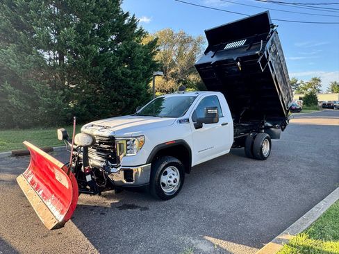 Used 2022 GMC Sierra 3500 Pro w/ Convenience Package AWD/4WD image 1