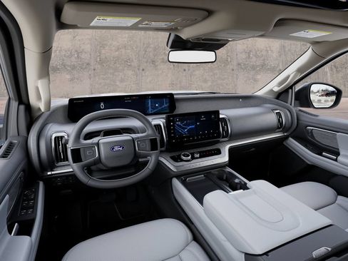New 2027 Ford Expedition Platinum AWD/4WD image 9