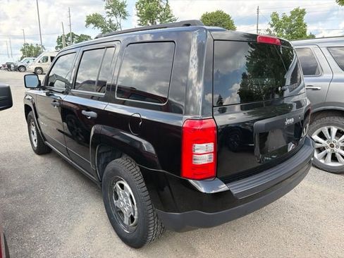 Used 2014 Jeep Patriot Sport FWD image 4