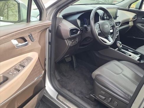 Used 2020 Hyundai Santa Fe Limited image 9