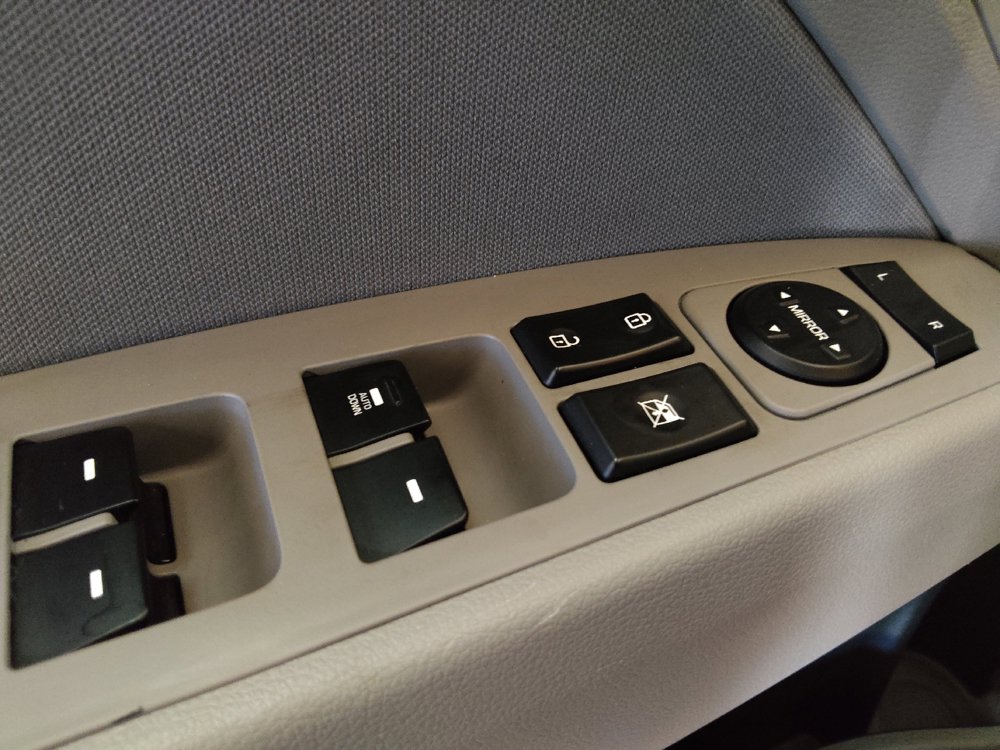 Used 2020 Hyundai Elantra SEL FWD image 27