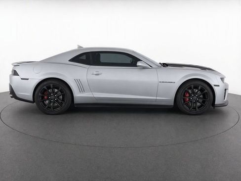 Used 2013 Chevrolet Camaro SS w/ SS Performance Package RWD image 2