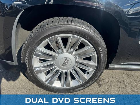 Used 2018 Cadillac Escalade Platinum AWD/4WD image 14