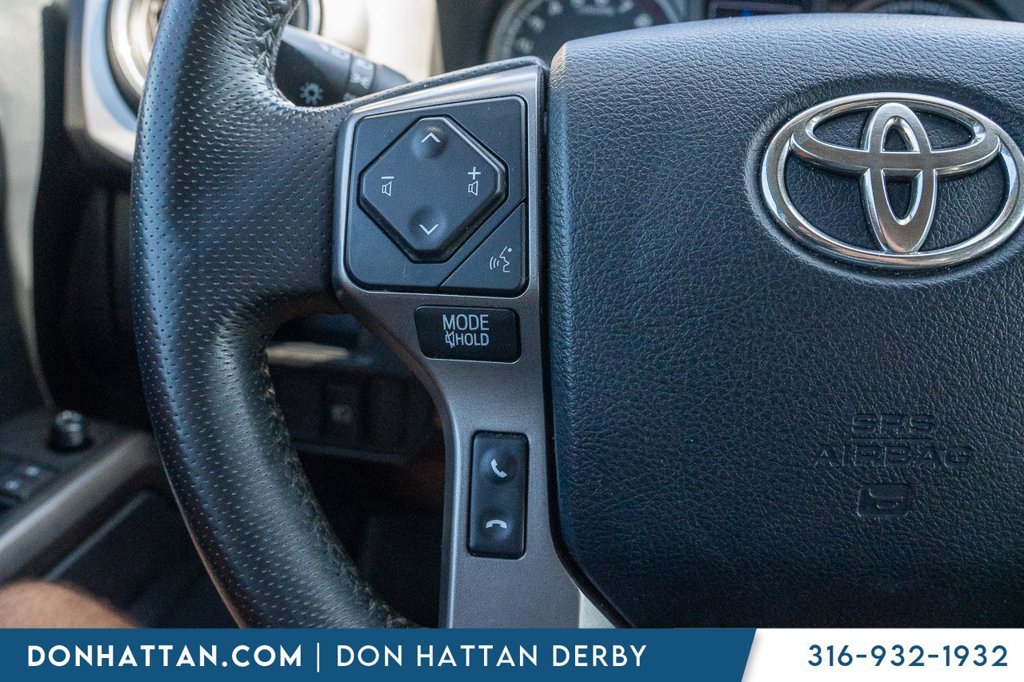 Used 2019 Toyota Tacoma SR5 RWD image 11