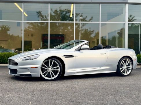 Used 2012 Aston Martin DBS Volante image 2