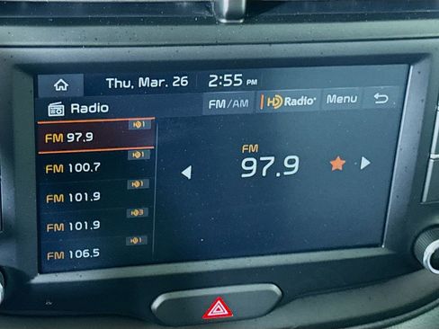 Used 2023 Kia Soul LX w/ LX Technology Package image 6