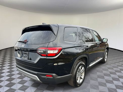Certified 2024 Honda Pilot EX-L image 4
