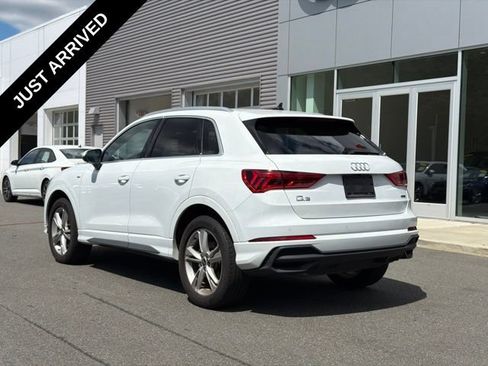Used 2023 Audi Q3 2.0T Premium w/ Convenience Package AWD/4WD image 4