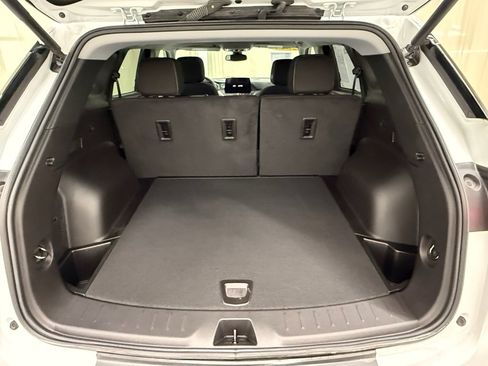 Used 2024 Chevrolet Blazer LT w/ Convenience Package image 16