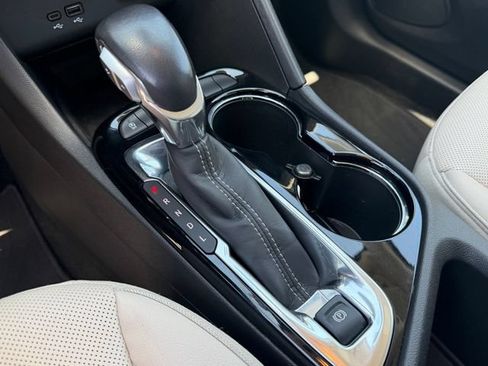 Used 2024 Buick Encore GX Sport Touring FWD image 22