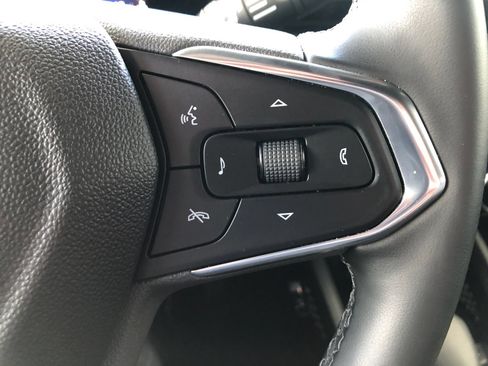Used 2025 Chevrolet TrailBlazer ACTIV w/ Convenience Package FWD image 35