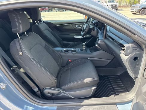 Used 2025 Ford Mustang GT RWD image 23