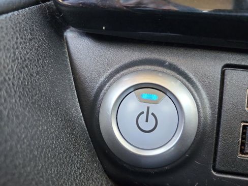 Used 2022 Nissan Leaf SV w/ SV Technology Package image 25