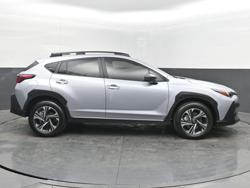 Used 2025 Subaru Crosstrek 2.0i Premium w/ Crosstrek Mirror Package image 10