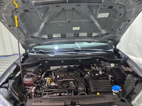 Used 2022 Volkswagen Taos SE AWD/4WD image 38