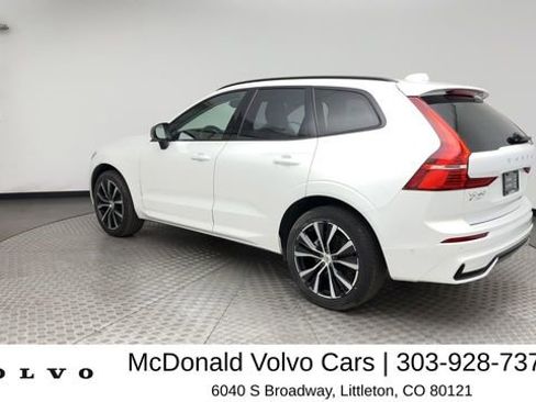 Certified 2025 Volvo XC60 B5 Plus AWD/4WD image 4