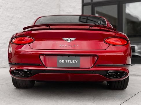 Used 2024 Bentley Continental GT image 23