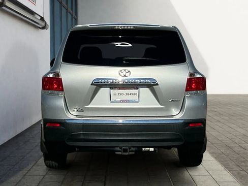 Used 2011 Toyota Highlander 4WD image 5