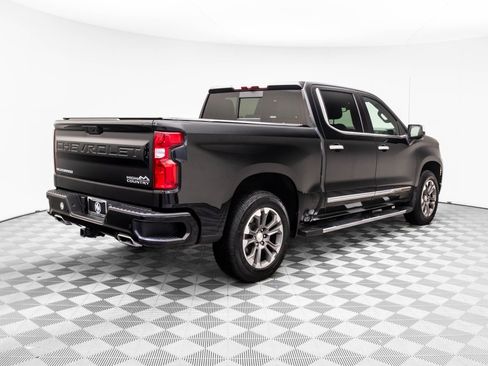 Used 2022 Chevrolet Silverado 1500 High Country w/ Z71 Off-Road Package image 6