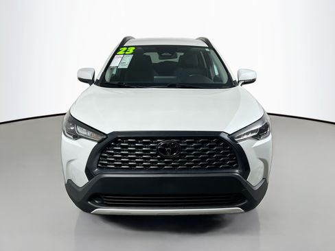 Used 2023 Toyota Corolla Cross LE AWD/4WD image 11