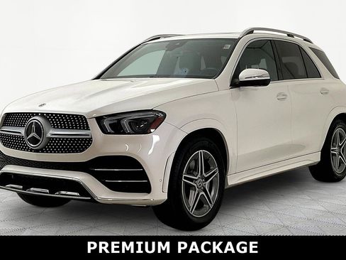 Certified 2022 Mercedes-Benz GLE 450 4MATIC w/ Revised AMG Line Exterior image 1