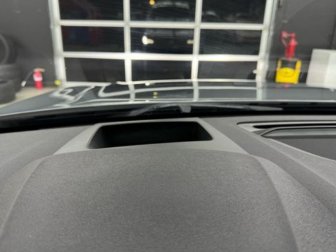 Used 2017 Volvo V90 T6 Cross Country image 26