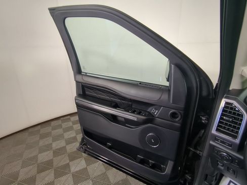 Certified 2020 Ford Expedition Platinum AWD/4WD image 12
